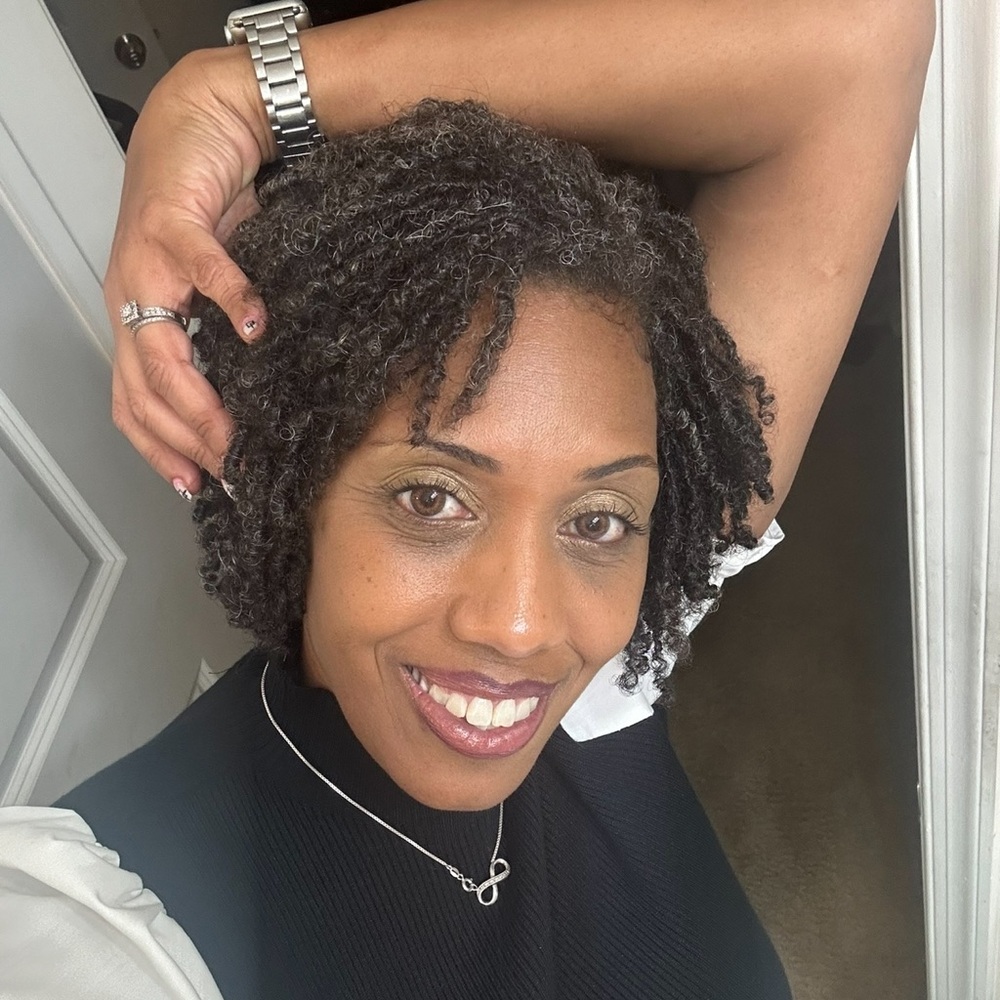 Meet your Posher, Alicia